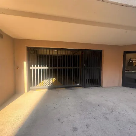 2 Charley Super Emplacement Et Parking *